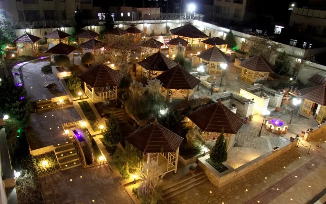 Aban Hotel - Image 1