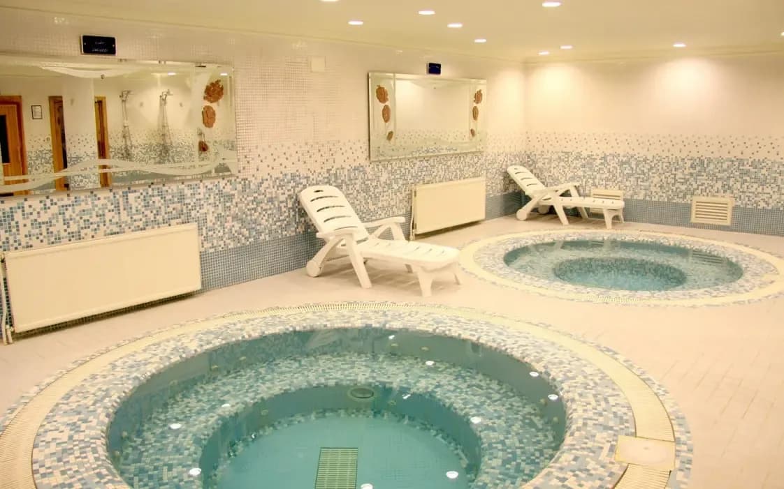 Aban Hotel - Image 9