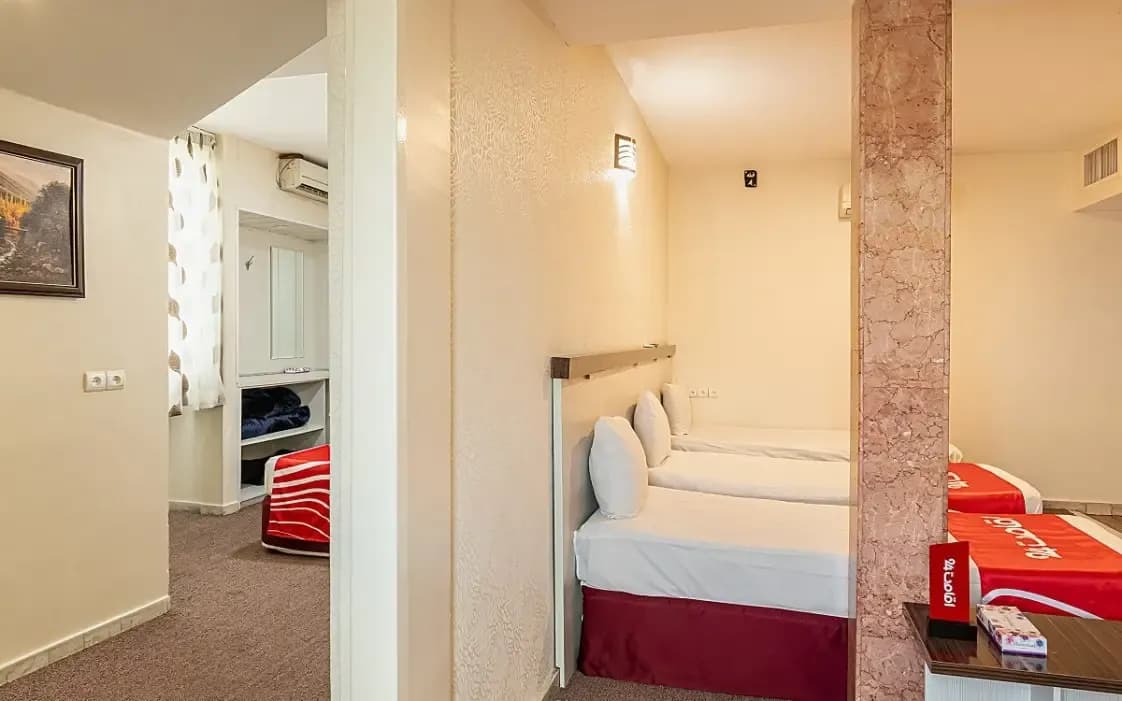 Africa Hotel - Image 4