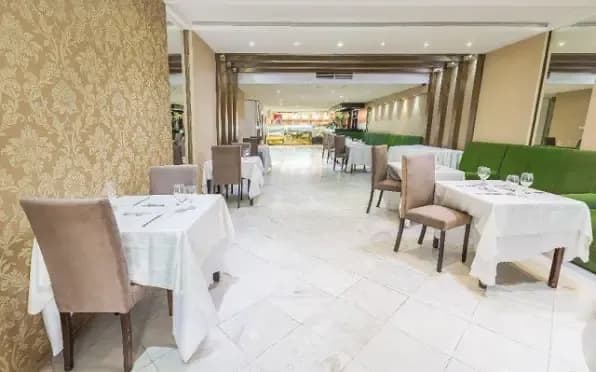 Farid Hotel - Image 1
