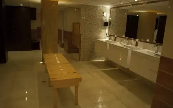 Farid Hotel - Image 14