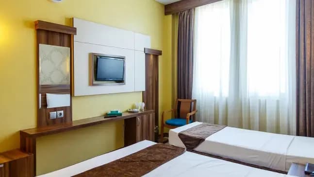 Hatra Hotel - Image 8