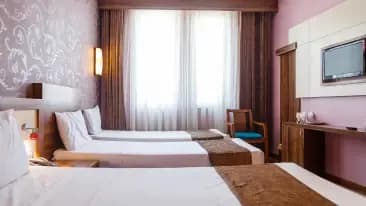 Hatra Hotel - Image 11