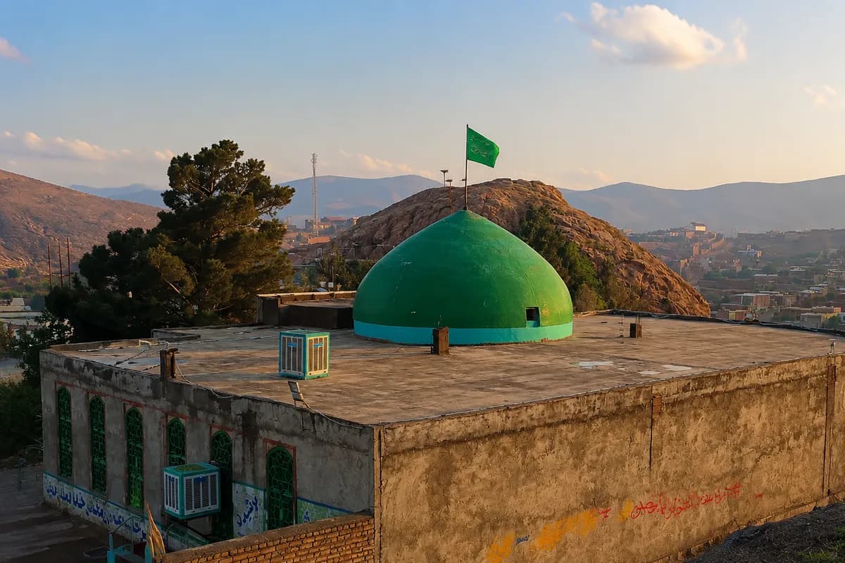 قبر الإمام زاده سيد عبد العزيز
