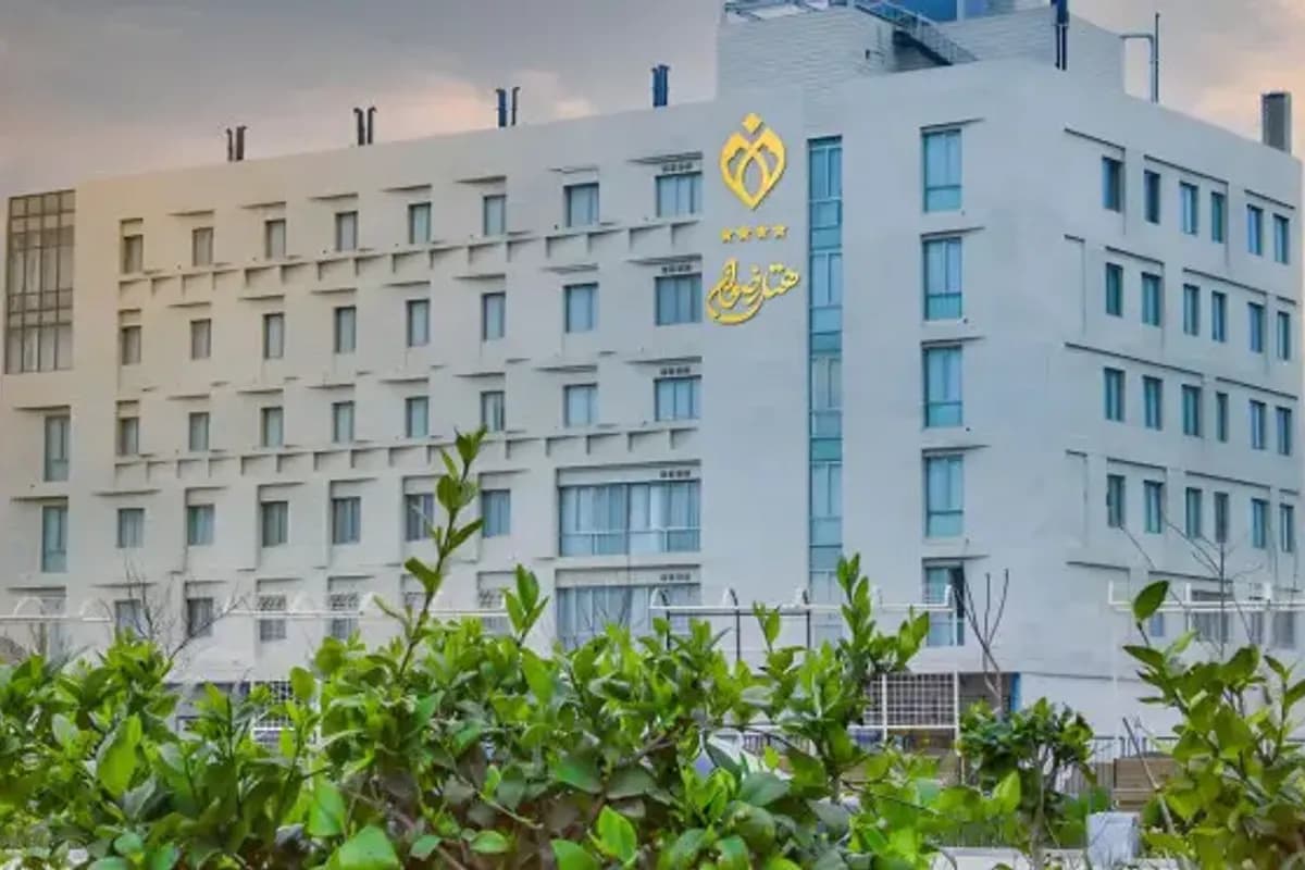 Rezvan Hotel