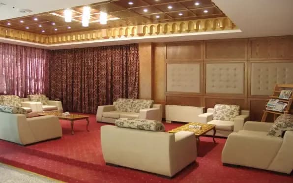 Sadeghieh Hotel - Image 5