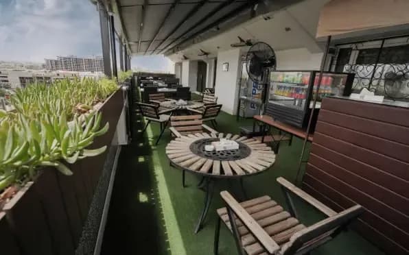Tara Hotel - Image 3