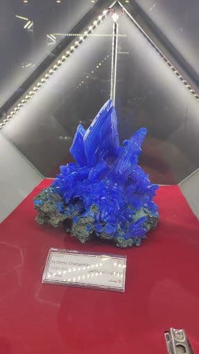  موزه علوم زمین - Image 1