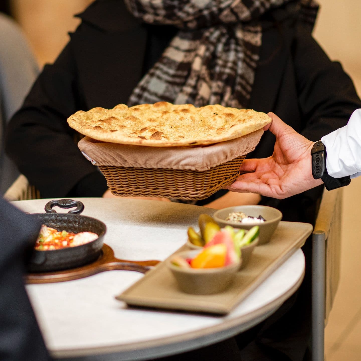 رستوران کافه لیلو - Image 1