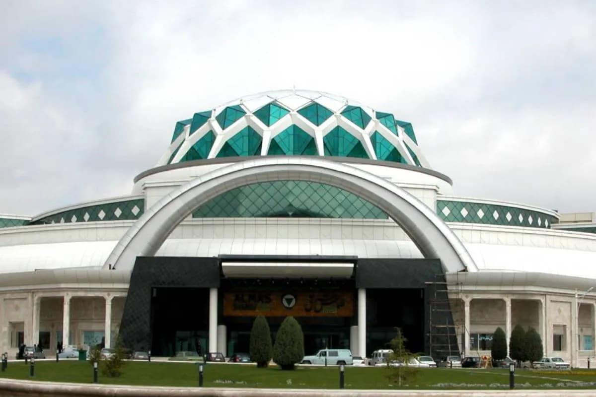 https://s2.webstatic.net/business/almasshargh-shoppingcenter-99e/17416708884454eb-1200x800.webp
