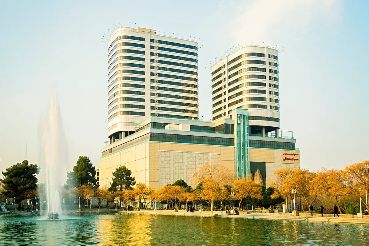 https://s2.webstatic.net/business/mehr-kohsangi-6ee/1741670024989620-1200x800.webp