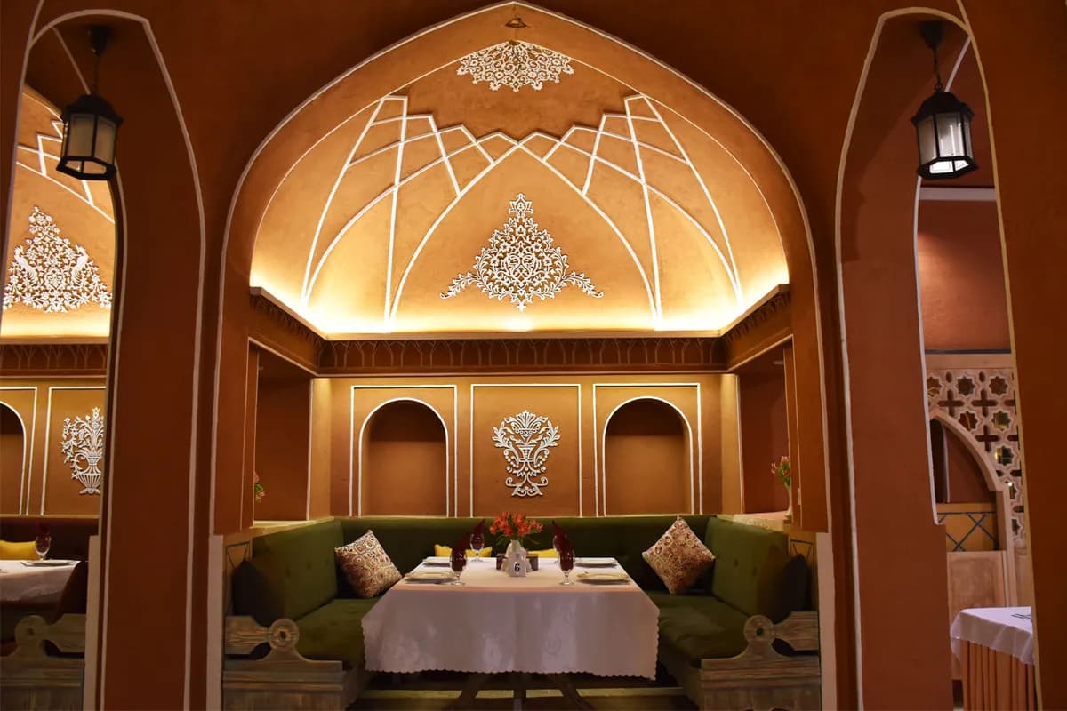معين درباري